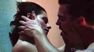 Kristen Stewart Erotic Sex Scenes in Equals - Celebrity Movie Blog