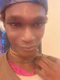 When are people going to learn that we all have different personalities,  goals, appearances, talents, needs, dreams, etc. Be YOU Shayla! Not Amber!  🙄🙄 Smh