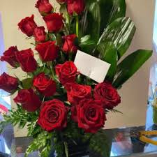 The natural beauty of each flower offers comfort to all in attendance. Sympathy And Funeral Flowers Delivery Kansas City Lira S Flowers Events Llc