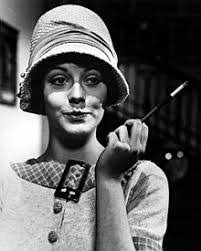 Lesley Downs's Instagram, Twitter & Facebook