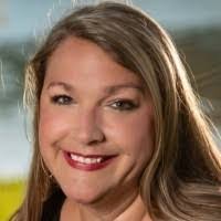 Miranda Dillon's Instagram, Twitter & Facebook