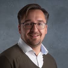 Benjamin Jahn's Instagram, Twitter & Facebook