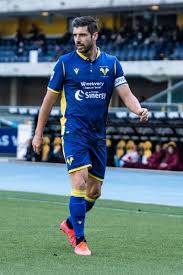 Tutte le news sulle partite di campionato del hellas verona calcio, il calcio mercato, le interviste al mister e. Maglia Veloso Hellas Verona Milan Hellas Verona Official Store