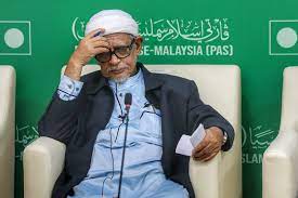 1999, tuan guru hj abdul hadi awang dilantik menjadi menteri besar terengganu sehingga mac, 2004 disamping menjadi ahli parlimen sebelum. Hadi Awang Sheraton Move Was Clean Planned Since End Of Ge14 Malaysia Malay Mail