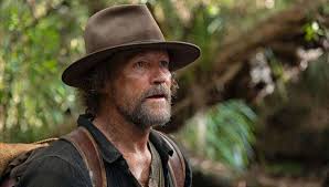 Love and monsters takes some very common tropes from different genres and mixes them all together in a strange, unique world. Love And Monsters Is A Kind Apocalypse But Michael Rooker Still Thinks Crossbows Are Dumb