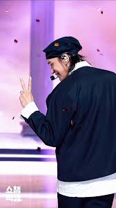 No Lucas i am the one crushing