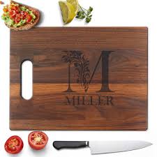 This monogram cutting board is simple to make & adds the perfect touch to kitchen decor! Monogram Cutting Board Wood Name Initial Engraved 3834 Froolu