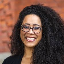 Erika Crews's Instagram, Twitter & Facebook