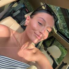 What should I call her?🤍 Update; I went with Robyn Winter.. but I may have  to change it after reading these comments!🫠🤣