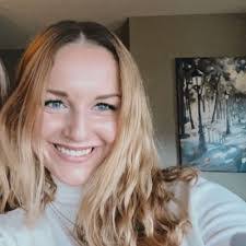 Katie Kunkel's Instagram, Twitter & Facebook