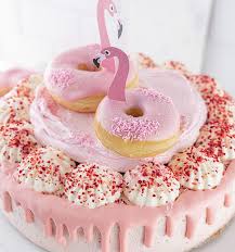 Royal donuts hamburg is in hamburg, germany. Flamingo Torte Rezept Anleitung Rosa Deko Selber Verzieren
