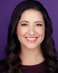 Suzanne Marsh's Instagram, Twitter & Facebook