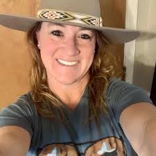 How difficult is it to get a ferry ticket from Ft Morgan to Dauphin Island 