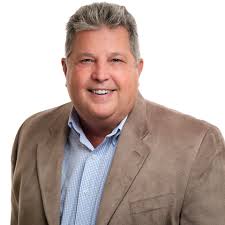 David Saari's Instagram, Twitter & Facebook