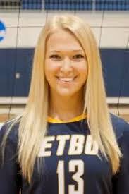 Nicole Buzzard's Instagram, Twitter & Facebook