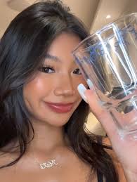 Gloss that passes every test ✅, Sip, snack, and slay, your shine’s going  nowhere 💋 Our Glass Lock Air Gloss keeps color locked and luminous without  the sticky feel ✨, Find your shade at SHEGLAM.com ...