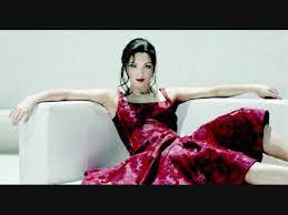 Once a cleaning lady at the famed mariinsky theater, soprano netrebko has risen to the highest echelons of opera. Anna Netrebko O Mio Babbino Caro 2005 Youtube