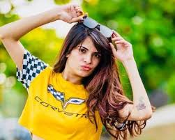 Her birth sign is taurus and her life path number is 7. Liarys Hernandez Wiki Biography Net Worth Age Family Facts And More Wikifamouspeople