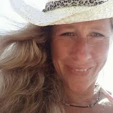 Sally Diana Sampson (@lunarhythmsyoga)