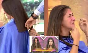 Spritz with sea salt spray and you're good to go. Woman Faints On Turkish Tv Show As Hairdresser Cuts 12 From Long Hair Daily Mail Online