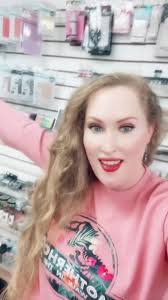 Come visit us!! Its rainy & I am lonely😩☔️💦 #rainyday #vibess