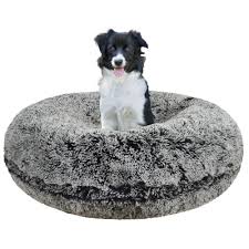 Choose from orthopedic dog beds with memory foam and top them with a throw blanket for the ultimate padded retreat. Bessie Barnie Extra Plush Faux Fur Bagel Pet Midnight Frost Dog Bed 42 X 42 Petco