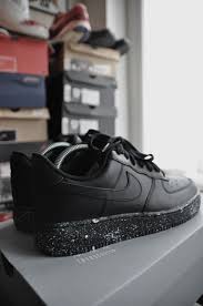 Black Nike Air Force Ones Womens Black Nike Air Force 1 White Speckles Simlpy Things Add Some Speckles By Trybucustom L Follow On Instagram Tryb Nike Free Shoes Nike Shoes Outlet Nike Shoes