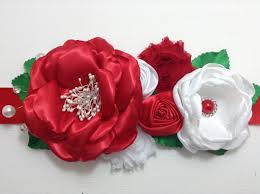 Para El Cintillo Un Liston Satinado De 4 Cm Por 1 60 Cm De Largo Para La Flor Roja 7 Cuadro Tutorial De Flores De Tela Cintillos De Flores Artesanias De Cinta