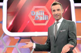 Eine oktave entspricht acht feldern, die jedes team als. Quizshow Im Ndr Das Neue Dalli Dalli Kommt An Panorama Stuttgarter Zeitung