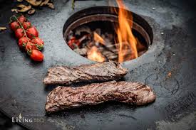 Sometimes known as butcher's steak (because butchers would keep it for themselves), the hanger (aka bistro or flank) is prized for its flavor. Onglet Nierenzapfen Von Der Feuerplatte Livingbbq De