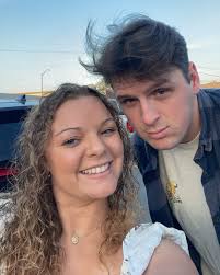 Year 25 is for 5k runs I'm so thankful I got to finish my birthday weekend  with some of my favorite people! Chad took me out for my birthday. Friday,  we went