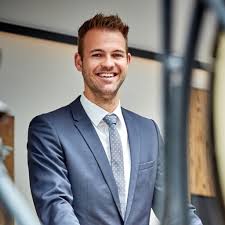 First select your country, select the bank, now select your city and finally select the branch of your bank to find swift code. Michael Meditz Teamleitung Beratung Privatkunden Vr Bank Werdenfels Eg Xing