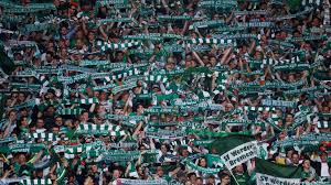 In addition to the championship trophies and german fa cups, learn all about what took place off the pitch. German Cup Bayern Beat Bremen With Contentious Penalty Sports German Football And Major International Sports News Dw 24 04 2019