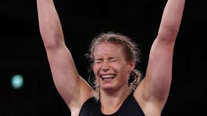 The last fight in the active career of the gold wrestler crowns her athletic career. Kfkq2 Ol3sgnqm