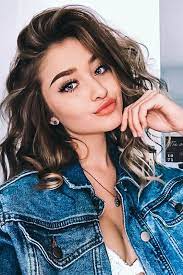 10 Lightroom Mobile Presets Portrait Selfie Filter Lifestyle Influencer Blogger Skin Tones Kit For Bright White Warm Color Instagram Photo Selfie Ideas Instagram Selfies Poses Cute Selfie Ideas