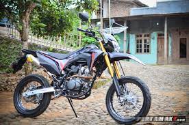 Motor modif suzuki pikat pengunjung. Modifikasi Motor Crf 150 L Modifikasi Motor Terbaru 2021