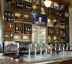 If You Like Very Strong Belgian Beer Then Seek Out Lowlander On Drury Lane In Covent Garden And Maybe Pace Yourselves Belgian Beer Cafe Belgian Beer Cafe