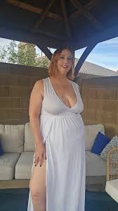 Sure a bashful Brazilian woman can do what she wants . Where in Brazil are  you from ?