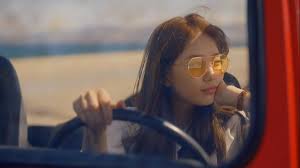 Before debuting, she was an online shopping model. Uzivatel Kdrama Tweets Na Twitteru Suzy Looks Good In Any Angle How Does It Feel To Be A Goddess Ms Bae Baesuzy Vagabond