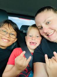 What are entry-level jobs and daycare options in Granbury, Texas?