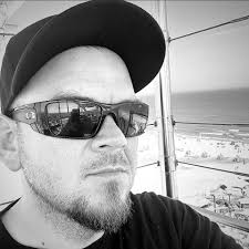 What is replacing the Applebee's