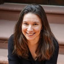 Tracey Ledger's Instagram, Twitter & Facebook