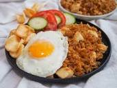 Nasi goreng (Indonesian fried rice) - Caroline's Cooking