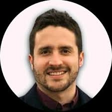 Chris Becerra (@quien.es.chris)