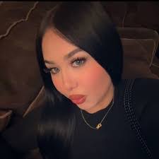 Maryam Syed's Instagram, Twitter & Facebook