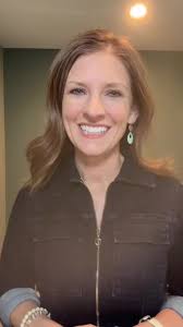 Small changes today = big savings tomorrow! 📊 CFP Board Ambassador Jamie  Bosse, CFP® (@moneybossmom) shares her top budgeting tips to set you