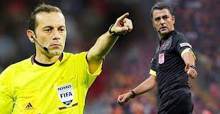 Cüneyt çakır hangi takımlı, galatasaray beşiktaş olay penaltı. Super Lig De Hakemler Hangi Takimi Tutuyor Bulent Yildirim Ve Cuneyt Cakir Hangi Takimli Galeri Takvim