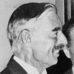 Book Review: 'Britain at Bay,' by Alan Allport