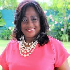 Alexandra Roper's Instagram, Twitter & Facebook