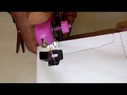 Portabel mini fhsm 505a ini di buat dengan ukuran 21cm x 19cm x 9cm sehingga sangat mudah untuk anda gunakan. Cara Menggunakan Mesin Jahit Mini Youtube
